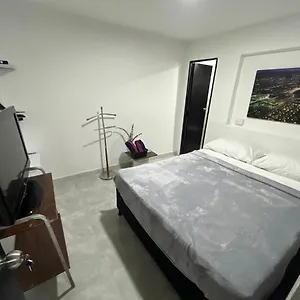 Pensión Casa Los Naranjos 2