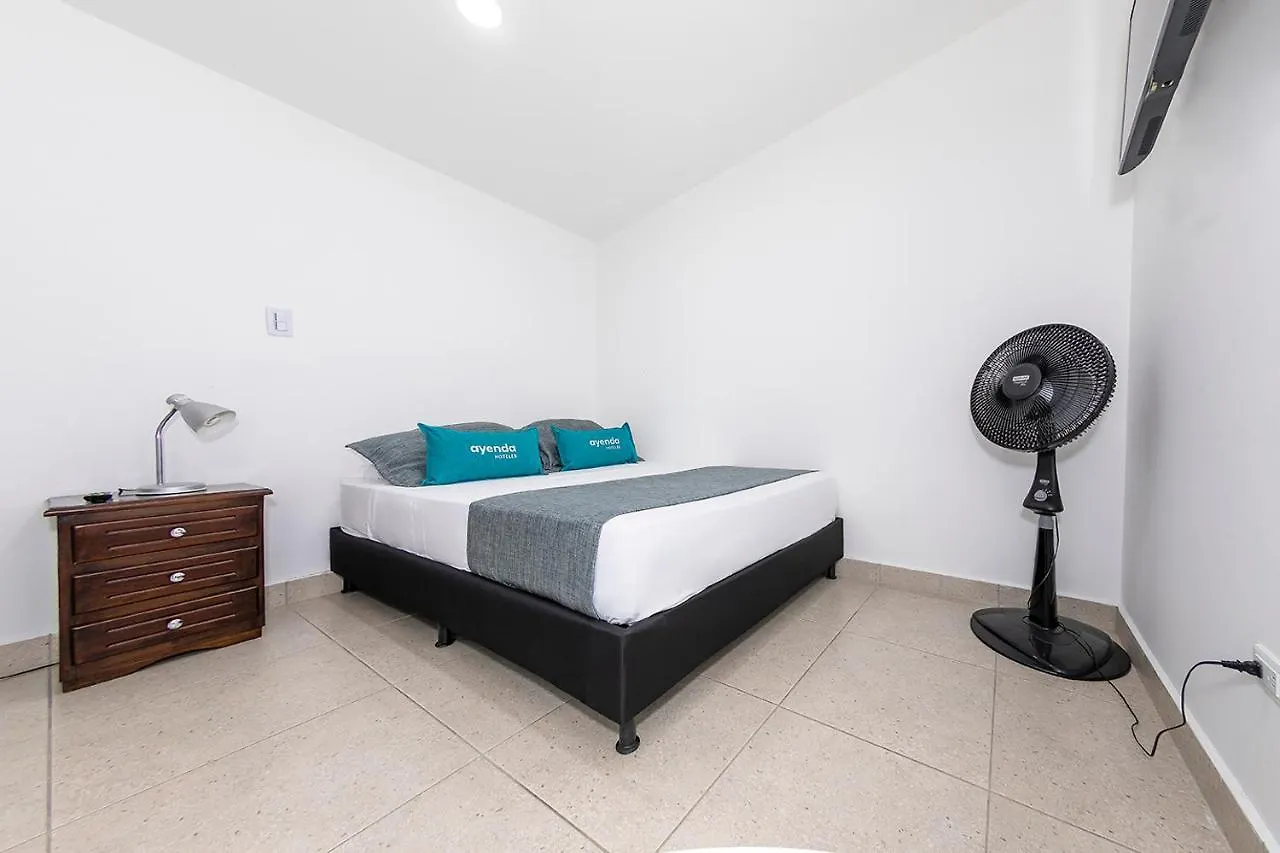Hotel Ayenda Palo Alto Медельин